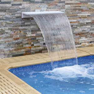 מפלים לבריכה